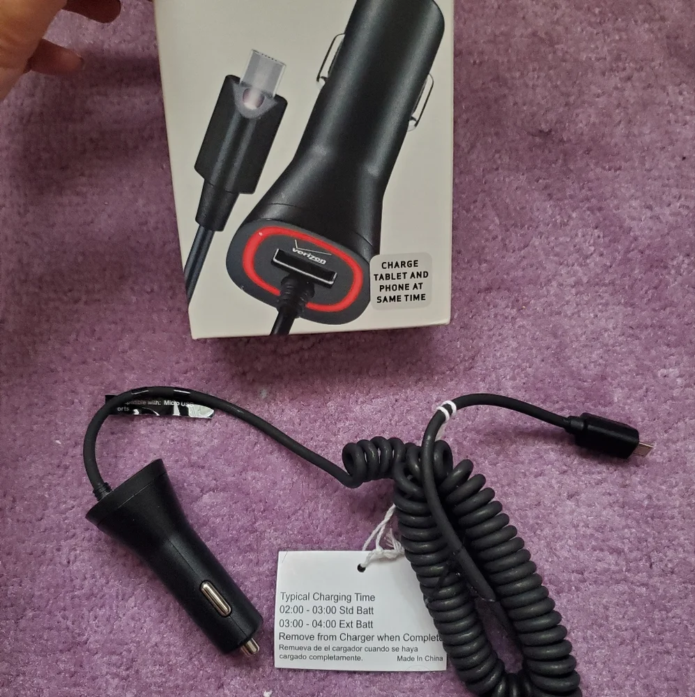 Verizon Black Vehicle Charger with Dual Output and LED Light